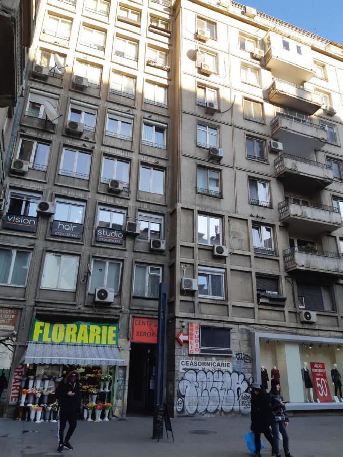 Lucian Studio Apartment Букурещ Екстериор снимка